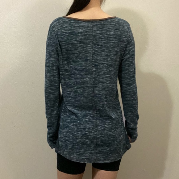 Hem & Thread long sleeve tee with lace - Picture 6 of 17